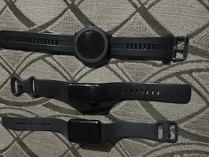 3 ceasuri ( 1 Samsung Galaxy fit 3) ( 2 epoch t100) (3 fitbit charge 6) 1500lei și le dau pe toate 3