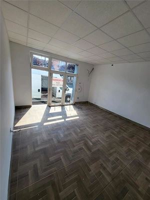 Spatiu comercial - zona excelenta - centrala proprie - aer conditionat - imagine 2