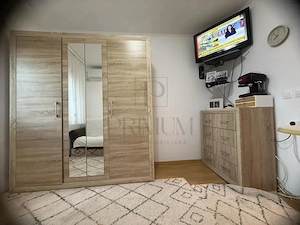 LIPOVEI - APARTAMENT 1 CAMERA - mobilat, utilat, RENOVAT - imagine 3