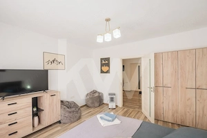 Investiție în Centrul Istoric al Sibiului – 2 apartamente, business funcțional - imagine 7