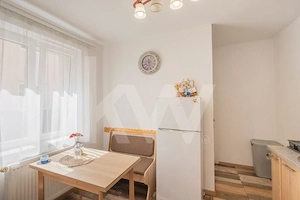 Investiție în Centrul Istoric al Sibiului – 2 apartamente, business funcțional - imagine 12