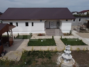 Casa, 160 mp, teren 779 mp, zona Crevedia - imagine 2