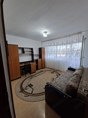 Vând apartament