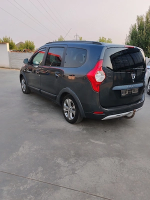 Vând DACIA LODGY Stepway 1.2 1.2 benzina  7 locuri-EURO 6.  - imagine 3