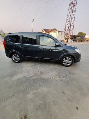 Vând DACIA LODGY Stepway 1.2 1.2 benzina  7 locuri-EURO 6.  - imagine 10