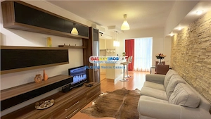 Vanzare Apartament 3 camere etaj 5 , centrala termica,bloc din 2010