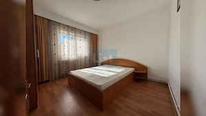 FARA COMISION! Apartament 2 camere,decomandat, 52mp,etajul3/4, ZORILOR - imagine 4