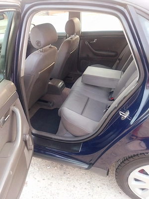 Audi A4 B6 1.9TdI 116cp 2004 E4 - imagine 9