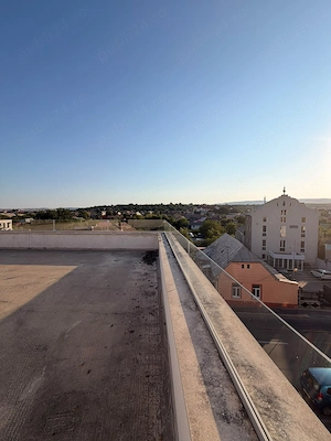 Vând apartament în bloc nou - imagine 7