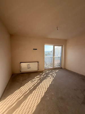 Vând apartament nou - imagine 5