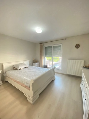 Oferta inchiriere vila parte din triplex in Zavoi, 900 EURO - imagine 13