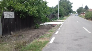Vând   teren   extravilan. ,  intravilan  cu. casă.  demolabilă in.  Surlari  - imagine 10