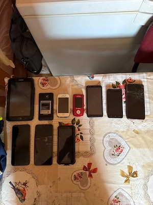 Vând samsung, motorola, allview și IHunt