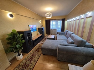 Inchiriez apartament 4 camere ultracentral - imagine 3