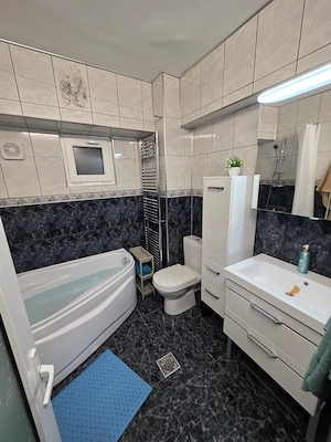 Inchiriez apartament 4 camere ultracentral - imagine 8