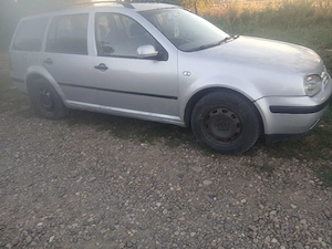 vând dezmembrez golf 4