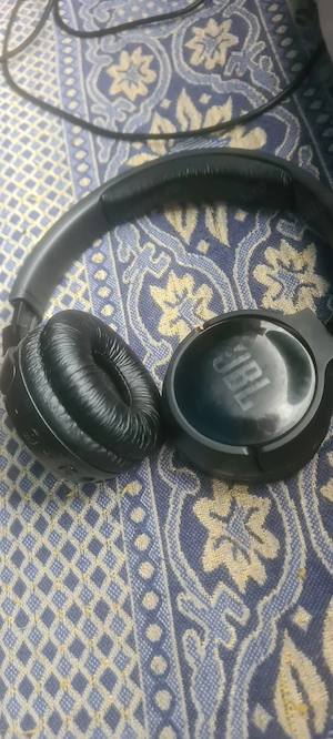 casti jbl 600 BT TUNE NC