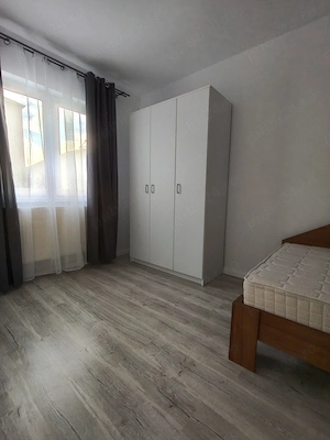 Închiriez apartament 2 camere - imagine 4