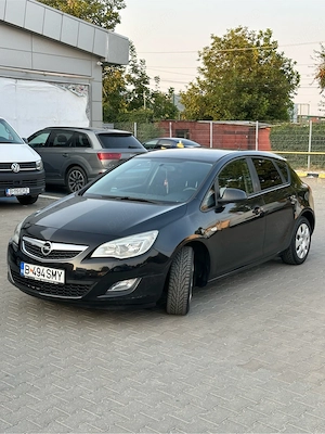 Opel Astra J - 190K Km - 2010 - Euro 5 - 1.7 CDTI - Pilot automat - Comenzi vocale - Computer de bor - imagine 3