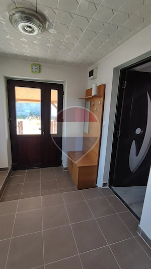Casă renovata cu 2 camere de vânzare 25 km de Oradea, Salard - imagine 3