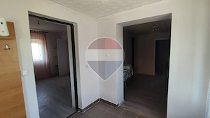 Casă renovata cu 2 camere de vânzare 25 km de Oradea, Salard - imagine 12