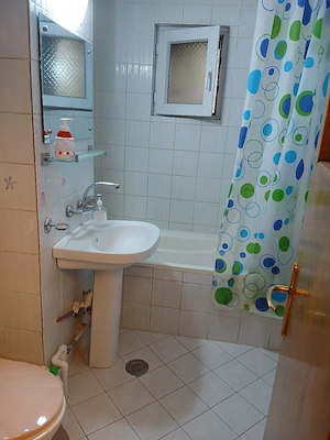 inchiriez apartament 3 camere - imagine 7