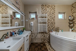 CASĂ DE VÂNZARE – SIBIU | ELEGANȚĂ, SPAȚIU ȘI CONFORT - imagine 13