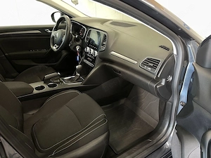 Renault Megane - imagine 9