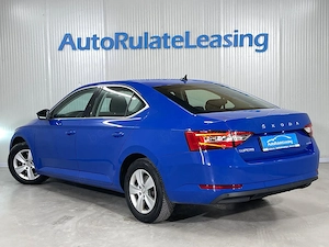 Skoda Superb - imagine 4