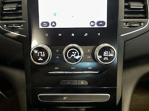 Renault Megane - imagine 18
