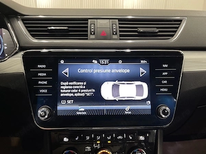 Skoda Superb - imagine 16