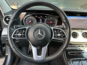 Mercedes E Class  - imagine 7