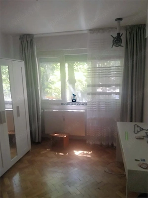 Vanzare Apartament 3 Camere Semidecomandat Aleea Ciceu - imagine 4