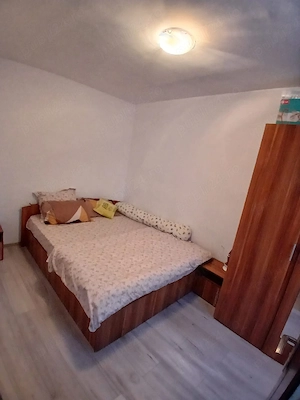 apartament cu 2 camere de inchiriat!