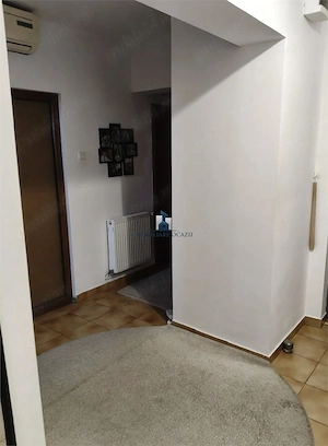 Vanzare Apartament 4 Camere Hol H Decomandat Sos.Oltenitei - imagine 3