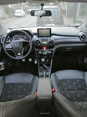 Vând auto Baic Senova X25 