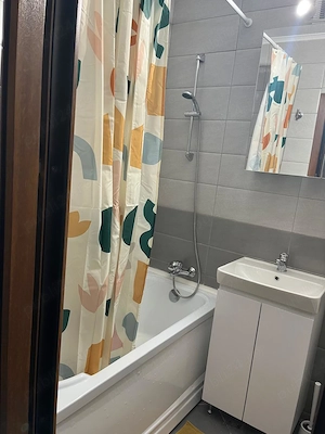 De închiriat apartament decomandat 2 camere la metrou - imagine 9