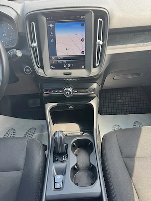 Volvo xc40  posibilitate rate lesing  garanție 12 luni - imagine 11
