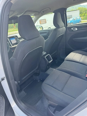 Volvo xc40  posibilitate rate lesing  garanție 12 luni - imagine 14