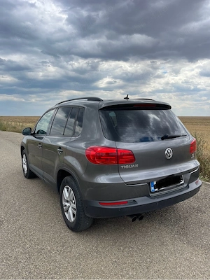 Volkswagen Tiguan 2.0 TDI Bluemotion - imagine 3