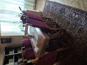 Vând set mobilier din lemn masiv in Timișoara