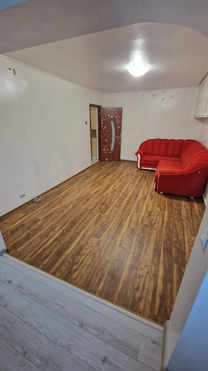 Vând apartament 3 camere, decomandat, in Iasi, Galata 1 (str.Vamasoaia), doua băi, mobilat utilat - imagine 4