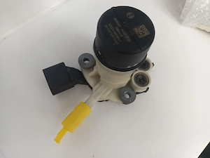 Pompă Adblue Mercedes C W205 Cod OE A0004700400 Bosch F01C250142 - imagine 2