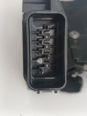 Broască ușă stânga față LR091344 Range Rover / Land Rover 8X2A-21813-BE - imagine 5