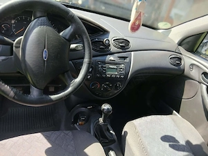 Ford focus 1.6 benzina
