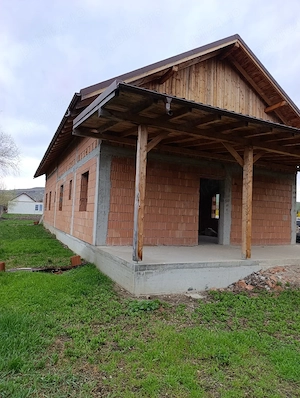 Casa la rosi, Piatra Neamț  - imagine 6