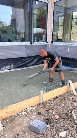 Execut Turnări Beton: Cofrare, Armare, Platforme Auto, Alei, Trotuare & Garduri - imagine 5
