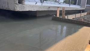 Execut Turnări Beton: Cofrare, Armare, Platforme Auto, Alei, Trotuare & Garduri
