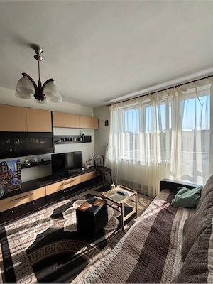 apartament 3 camere, tractorul  - imagine 2