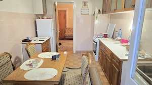 Vand apartament 3 camere dec, Deva, GARAJ, BOXA ,Imp. Traian, etaj 3  - imagine 12